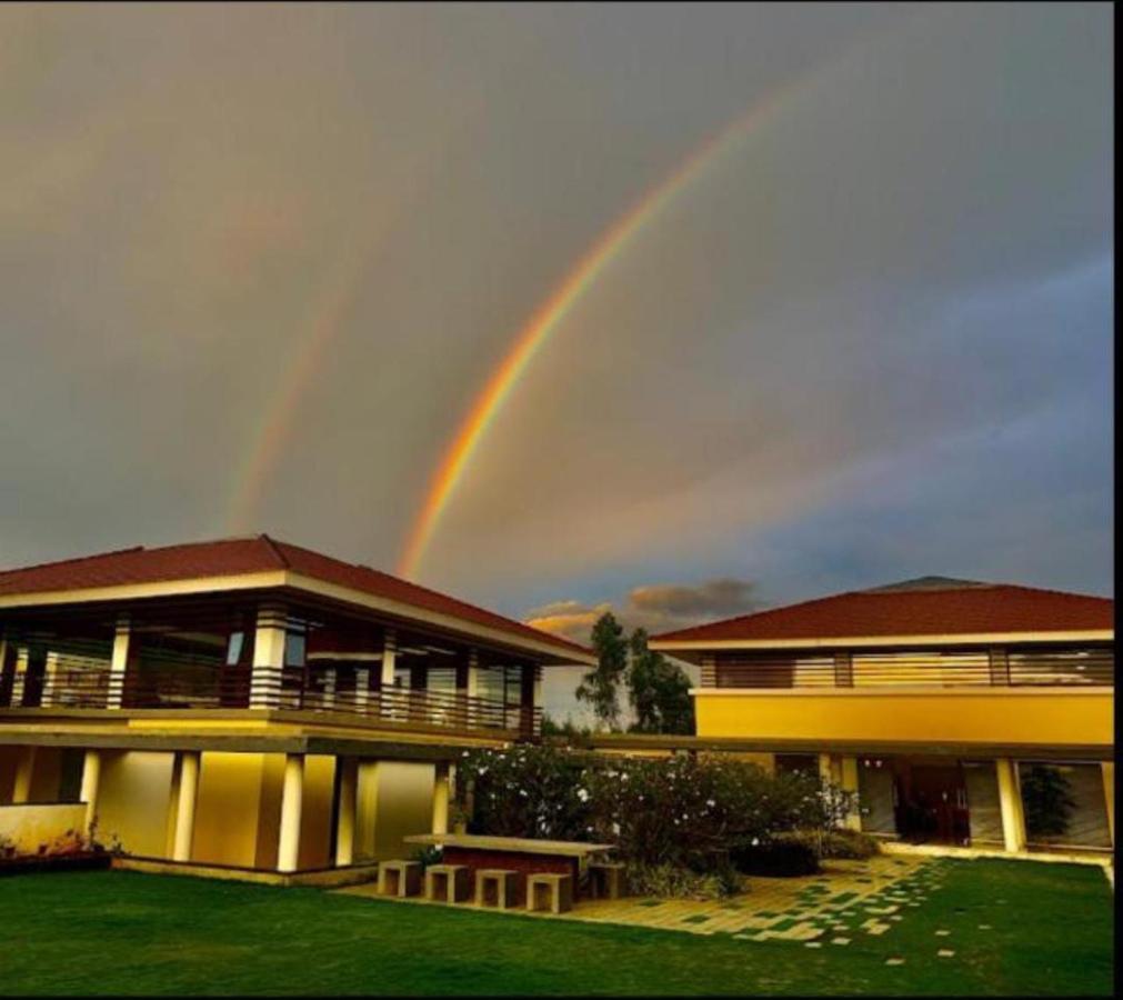 Nambiar Club Bellezea Hotel Kammasandra Kültér fotó